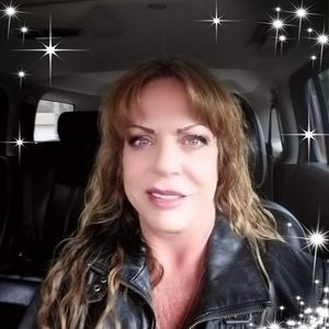 Meet your Posher, Kellie